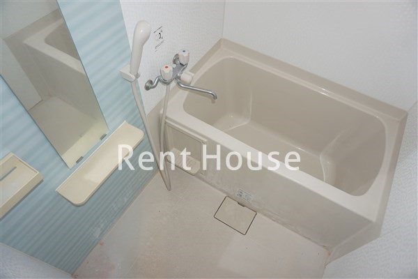 カステーロ・フチ 風呂画像