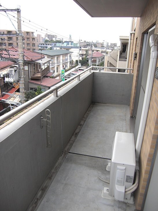 アーバンフラッツつつじヶ丘   ベランダ