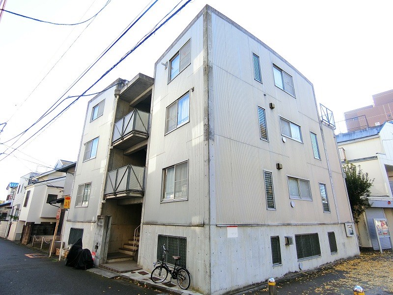 ペエールエイト 外観