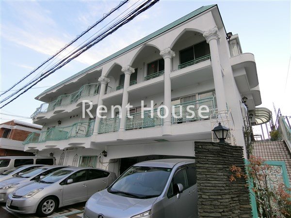 アゼールリドー 外観