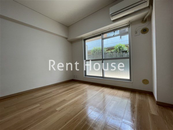 アゼールリドー ベッドルーム