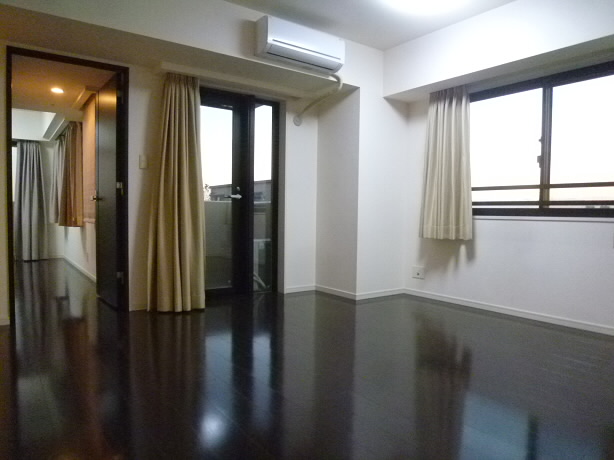 アトラス国領   リビング