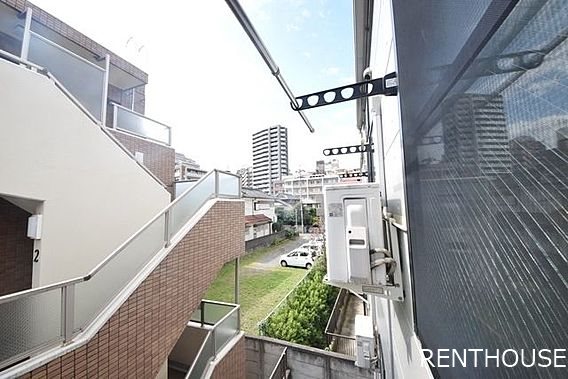 カトルセゾン調布    ベランダ