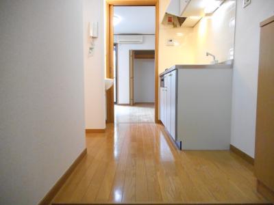 センターリバー 玄関