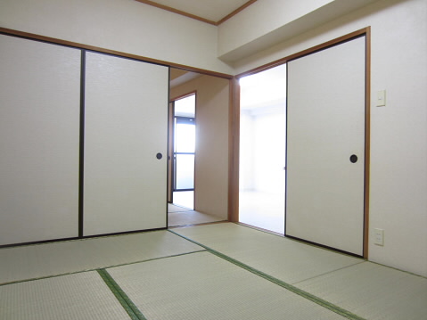 フジビル  ベッドルーム