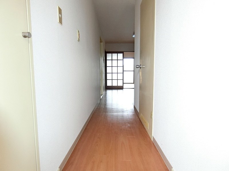 サンハイツヒトミ　当社管理物件 玄関