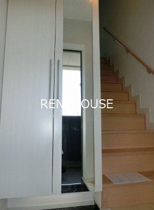 パストラルガーデン 玄関