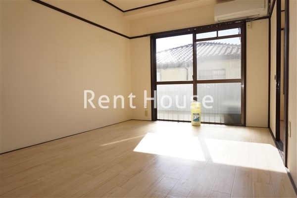 三鷹台パークハイツ  当社管理物件 リビング