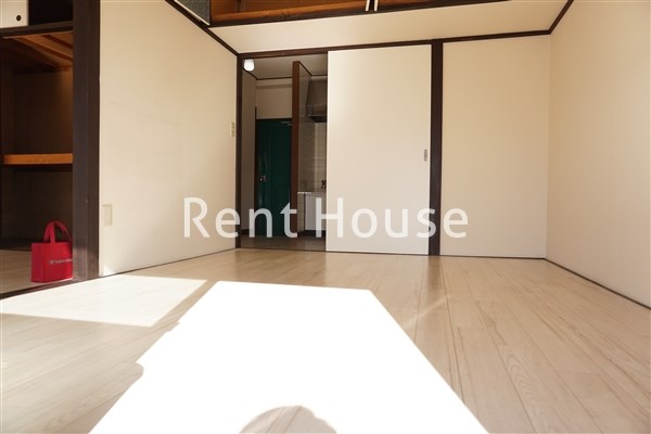 三鷹台パークハイツ  当社管理物件 ベッドルーム