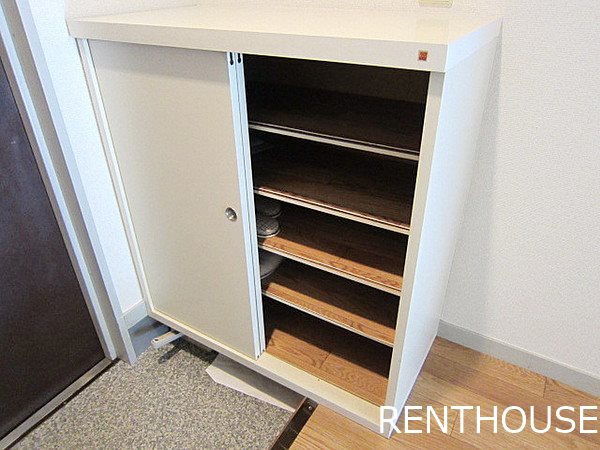 エーデルワイス   玄関