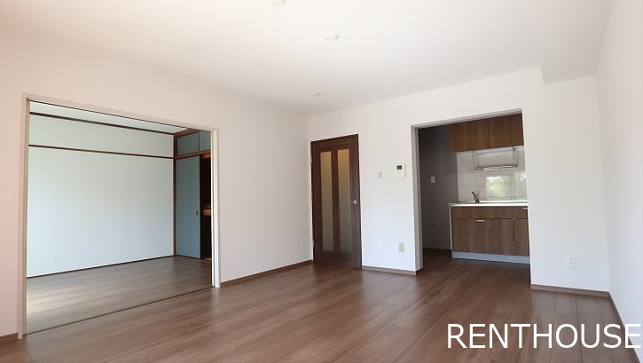 ジュノウ  リビング