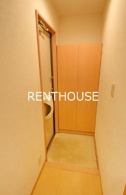 レオシェスタ 玄関