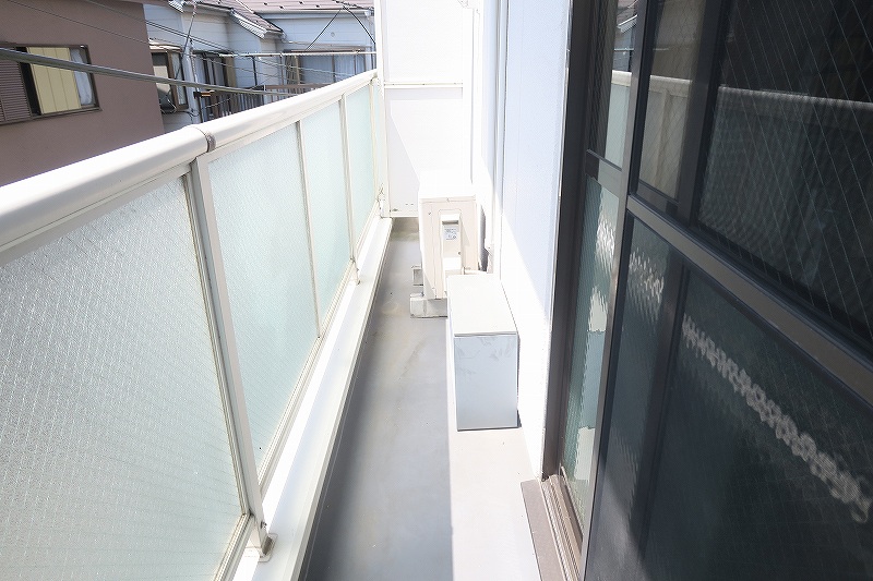 ホワイトキャッスル  ベランダ