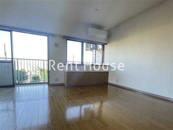 第一飛翔ビル  リビング