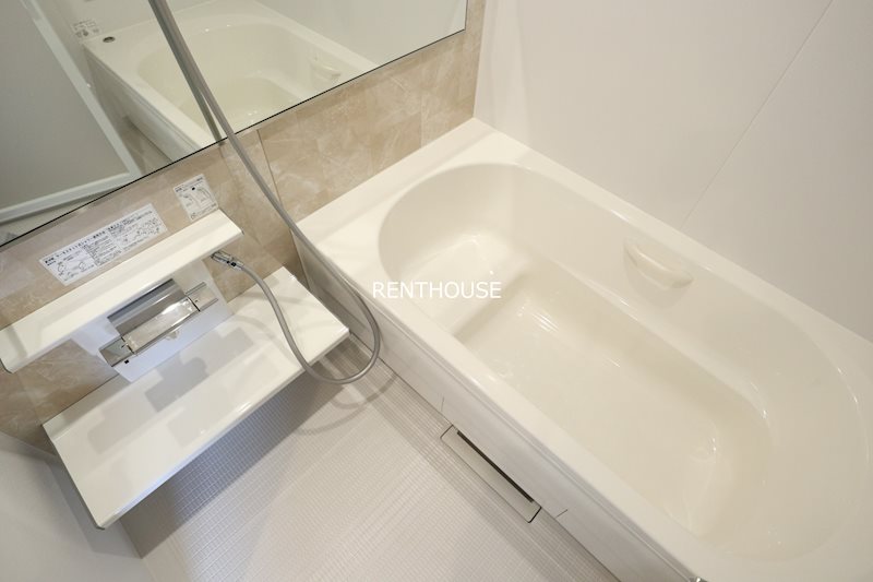 カロリナ   風呂画像