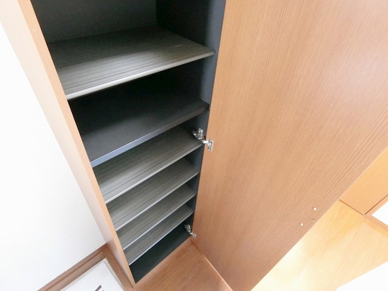 カメリア   玄関