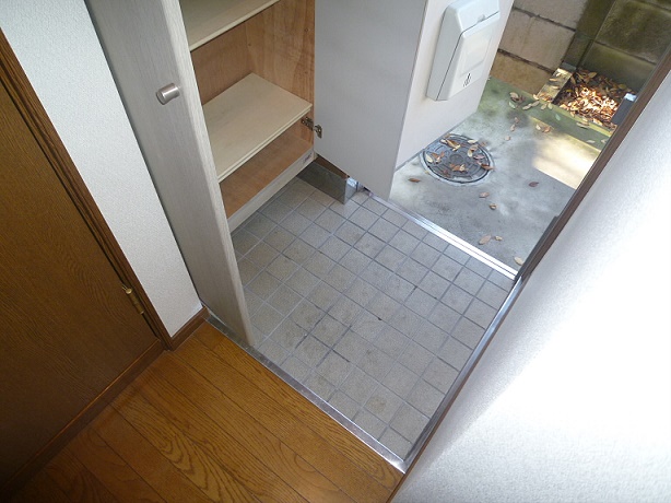 ラソレイユ   玄関