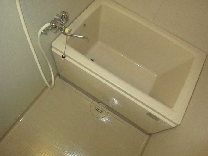 リバーサイド雨宮   風呂画像