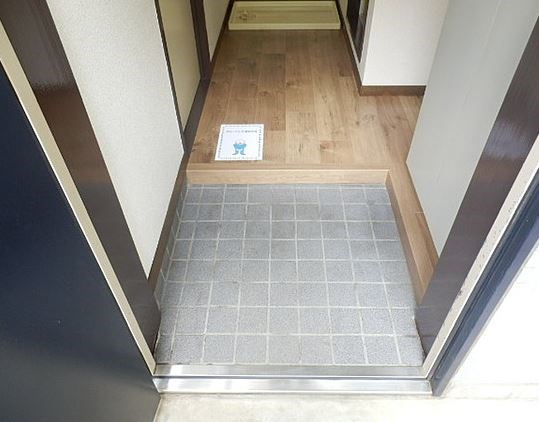 ドエルファンタジア 玄関