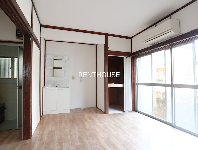 染地貸家 リビング