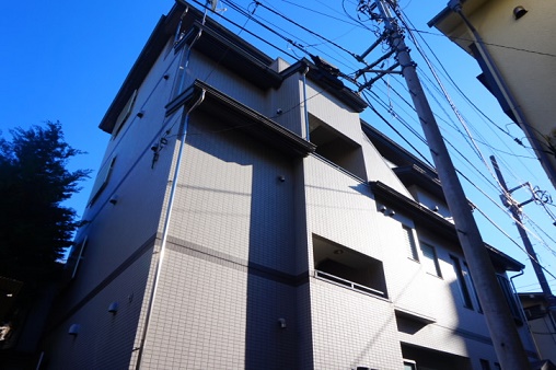 ヤナセビル　電気通信大学受験生事前予約可能物件 外観