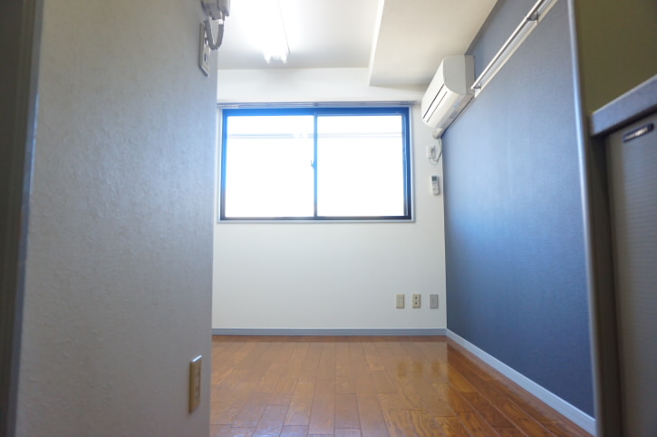 ヤナセビル   リビング