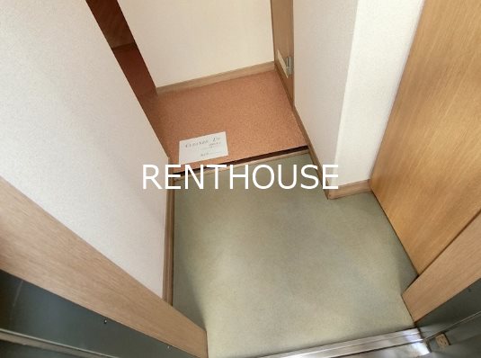 アビタシオン 玄関