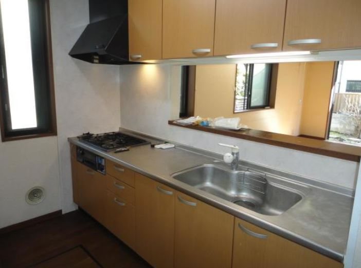 メゾンドルナ  キッチン