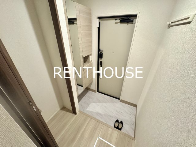 ソレイユ・ルヴァン  玄関