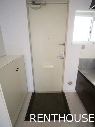 カサアレグレ   玄関