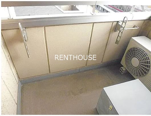 イヴ・カリーノ ベランダ