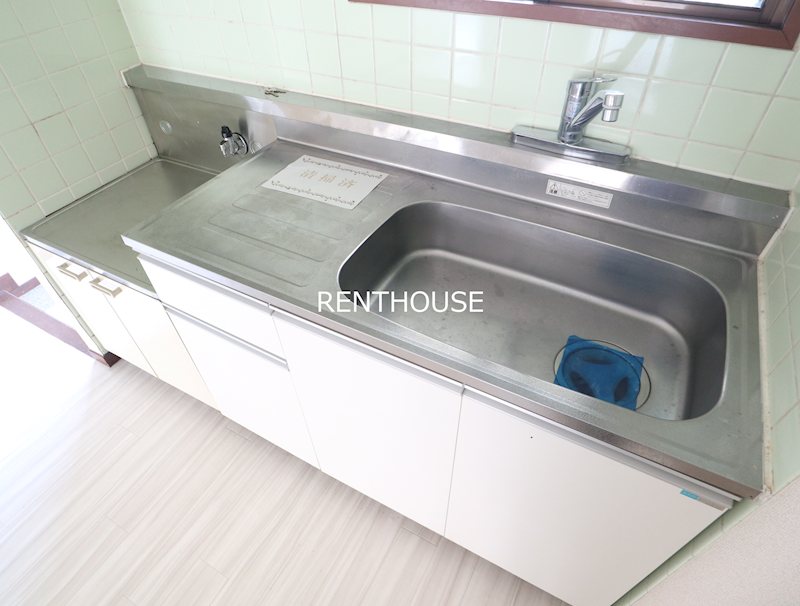 リトルブラウン  キッチン