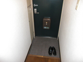 ジュノウ  玄関