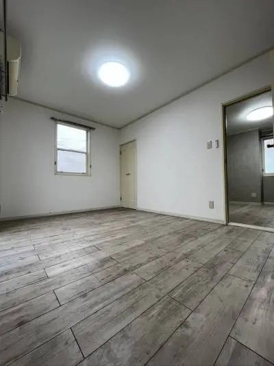 クリオコート西府II 玄関