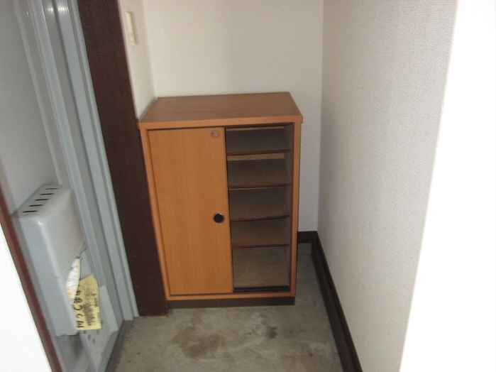 三澤ハイツ 玄関