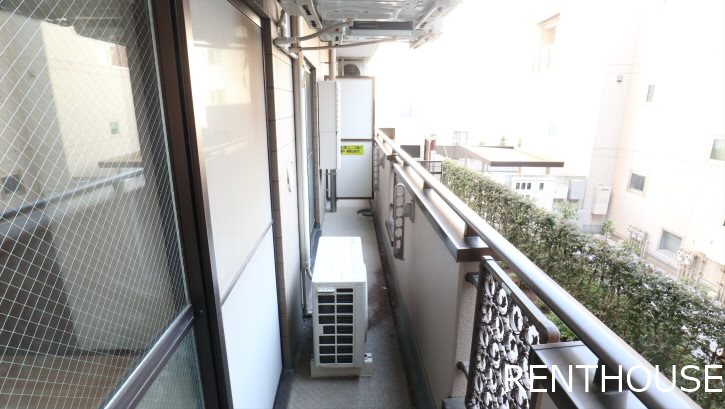 ピュアクレスト    ベランダ