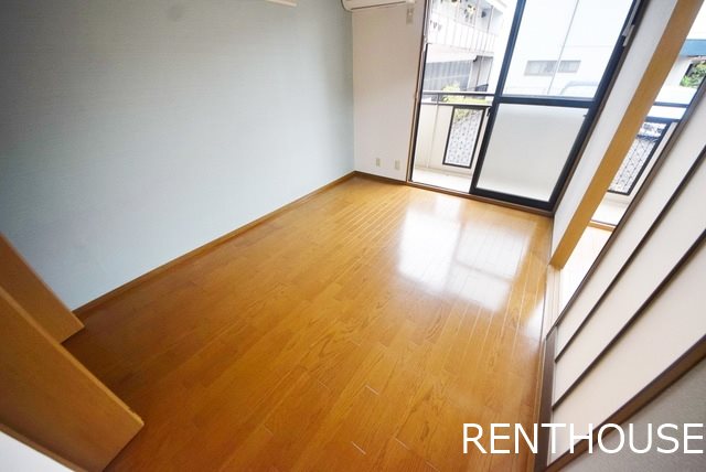 ガーデンヒルⅡ   リビング