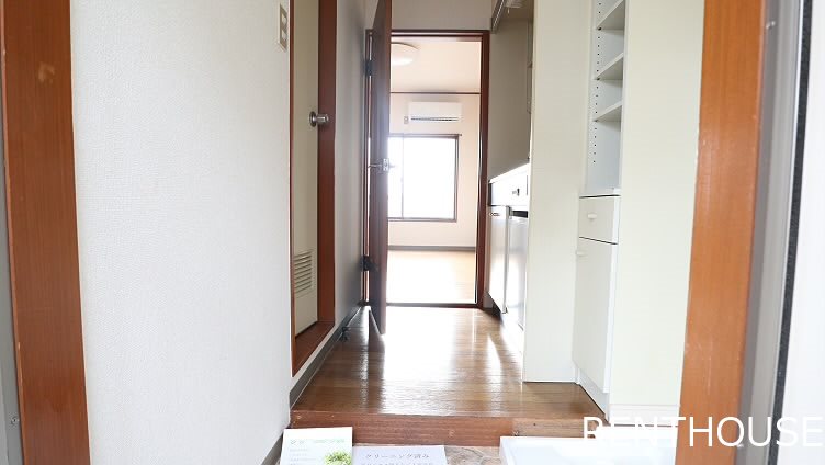 ヴィラハイム   玄関