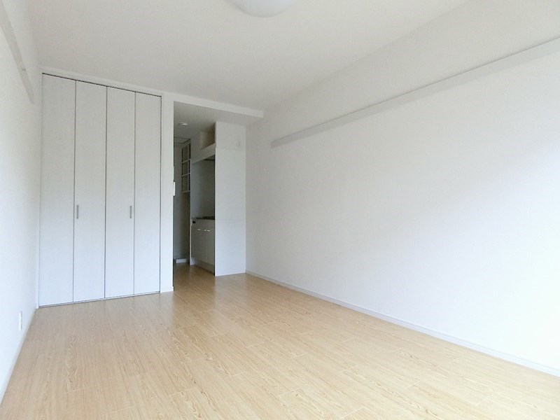 ビレッジ住めば都   リビング