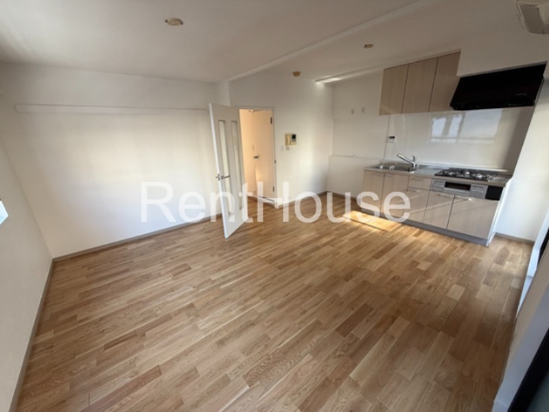 シャングリラ代々木  リビング