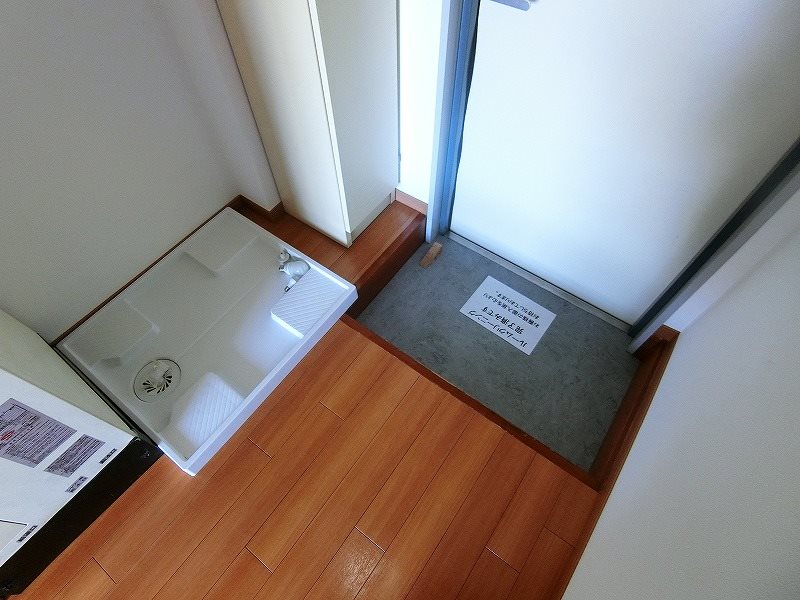 新井ビル   玄関