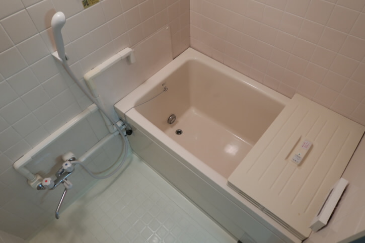 ボーゼンフラット  風呂画像