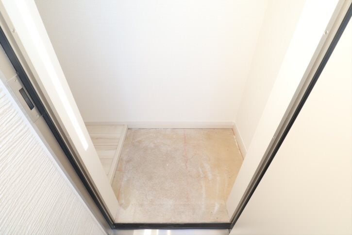 メルディア調布  玄関