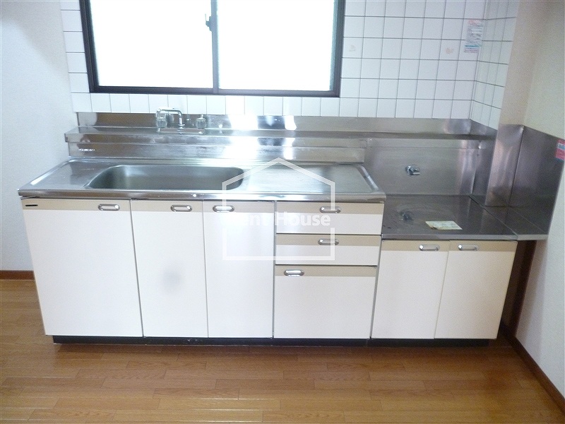 ファミールビレッジ キッチン