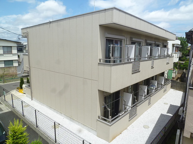 シャトル聖調布   外観