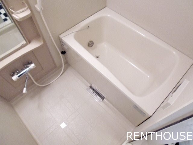 エフ・デビュー 風呂画像