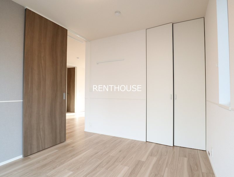 カロリナ    ベッドルーム