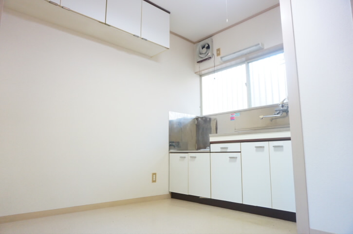 コーポミハル　電気通信大学受験生事前予約可能物件 リビング