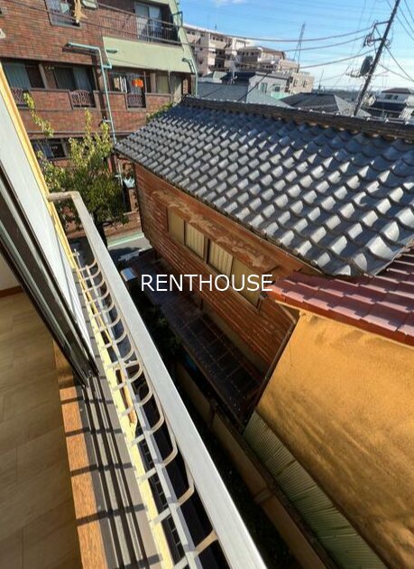 ハイツハセガワ【東京外国語大学受験生事前予約可能物件】 ベランダ