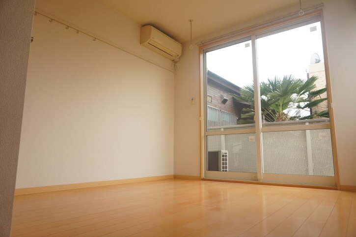 ブルースター  リビング